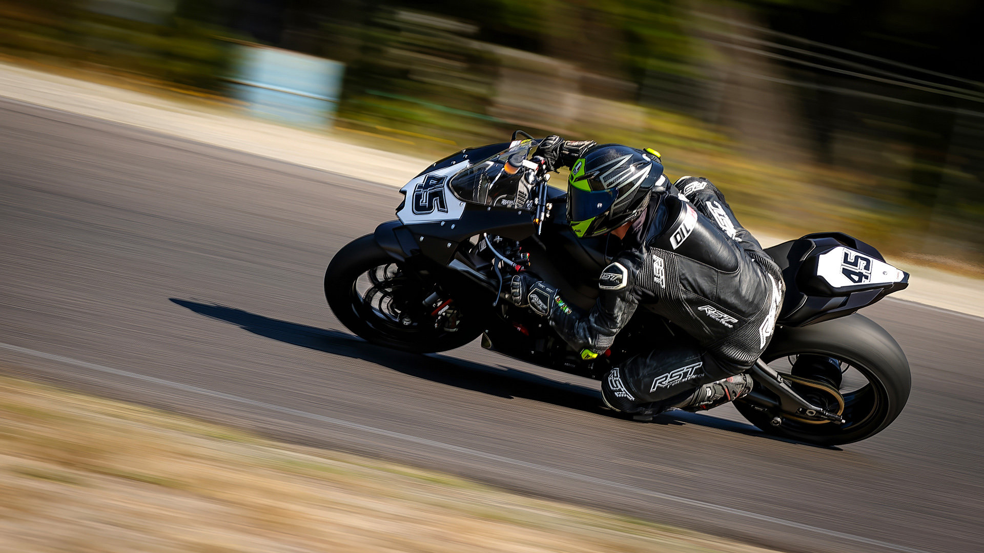 Hmpg 0000 0000 000b40aaa