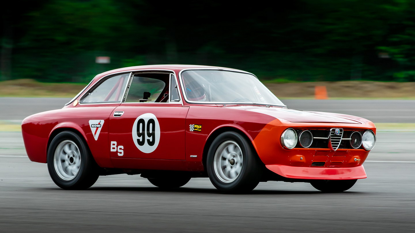 SOVREN Vintage Races 2020 01